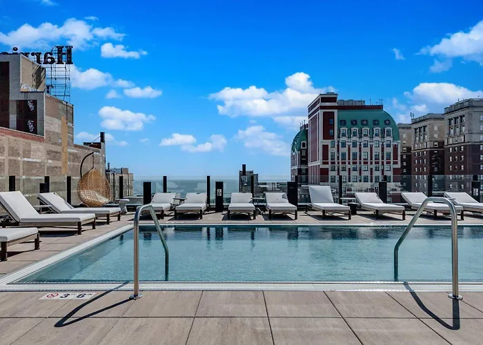 Wabash 4br - Pool Free In & Out Parking 1